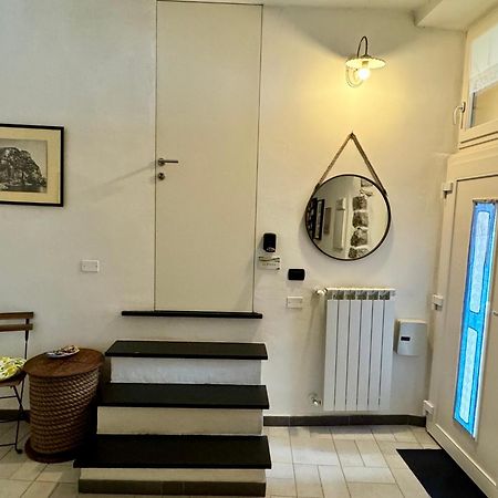 La Piramide Hotell Manarola Exteriör bild